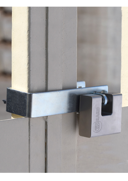 Porte-cadenas de haute sécurité pour portes battantes ou coulissantes